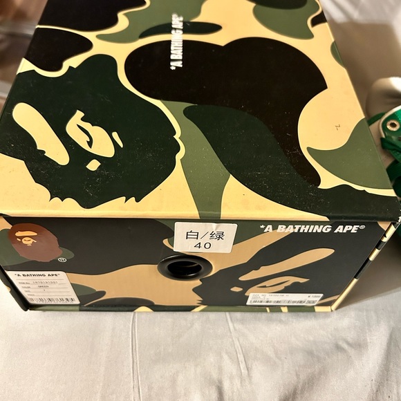 Bapesta Green/White Size 7 Pre owned Like new - Picture 5 of 5